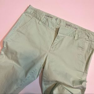 Gap Women’s Khaki Pants